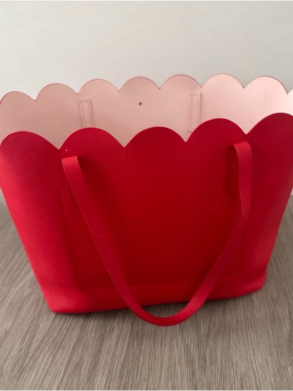 kate spade Red Scalloped Tote with Luggage Tag - Picture 3 of 4